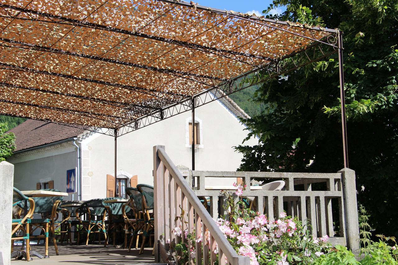 Cafe Brochier Hotel Saint-Julien-en-Vercors Екстериор снимка